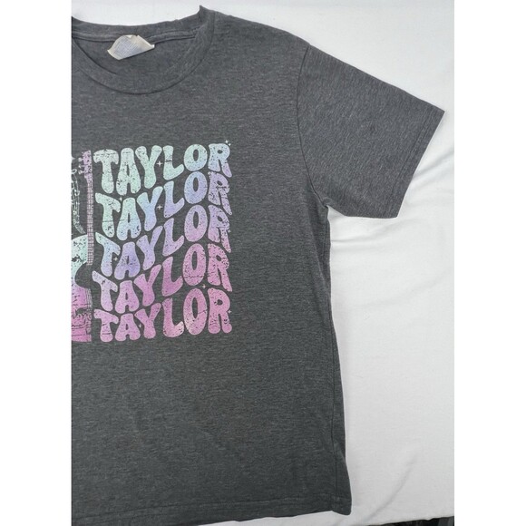 Taylor Taylor Taylor Graphic T-Shirt Youth Medium Gray Guitar Pastel Distressed - Picture 5 of 13